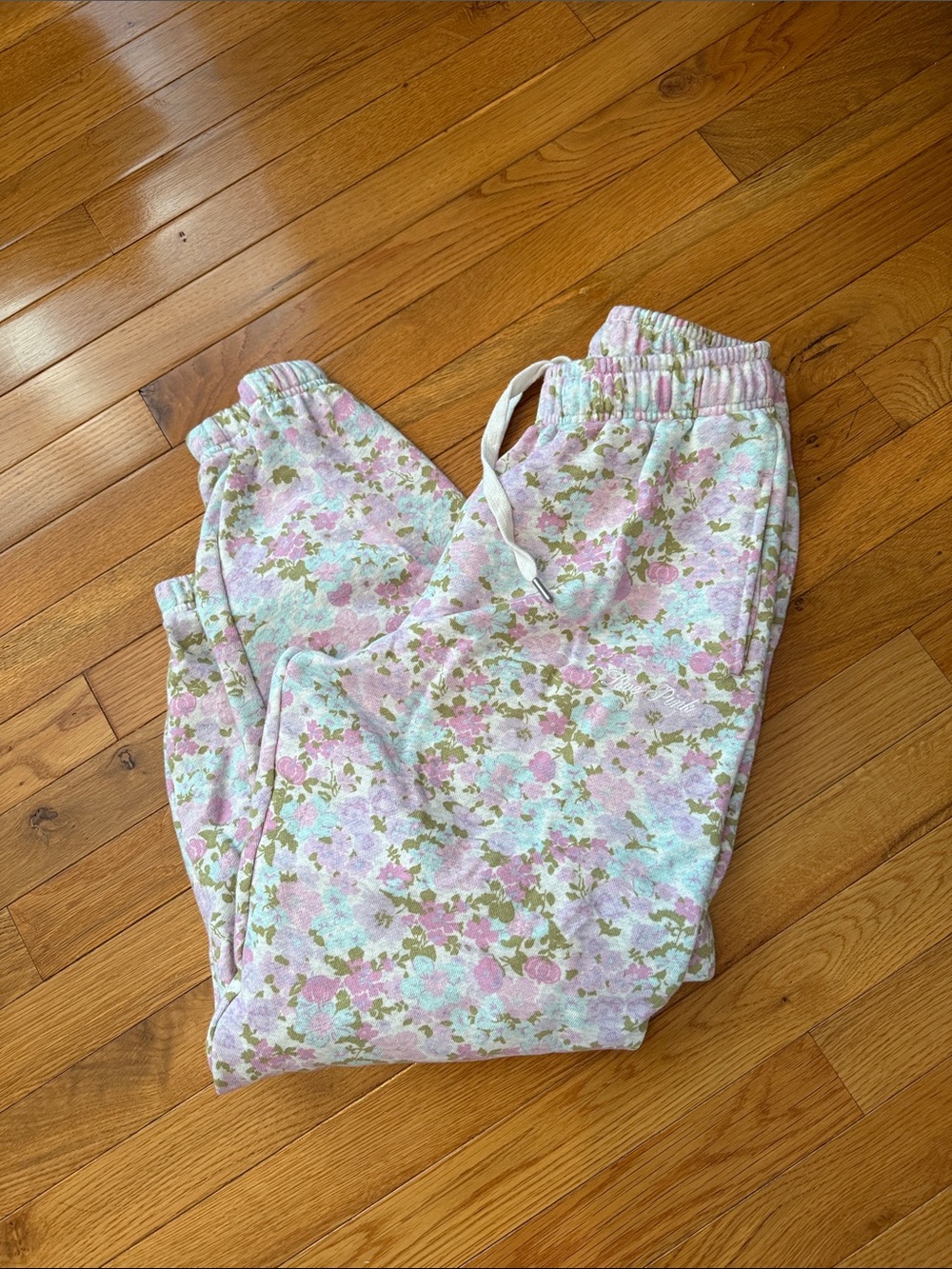 PINK Victoria's Secret Pastel Floral Hooded Fleece Set - Pink, Green, Cream - Picture 2 of 9